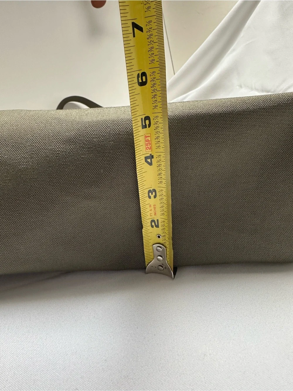 NEW UNDEFEATED BAG TOTE SHOULDER MESSENGER CANVAS NYLON OLIVE LIMITED EDITION